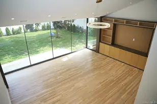 21 Wesleyan Rd, Commack, NY 11725 - Photo 12