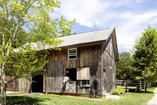 2850 Main Bayview Rd, Southold, NY 11971 - Photo 4