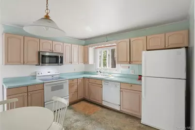 18 Harrington Street, New Paltz, NY 12561 - Photo 12