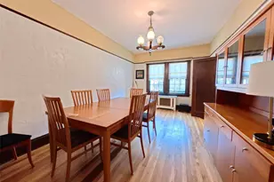 398 Bauer Pl, Mineola, NY 11501 - Photo 4