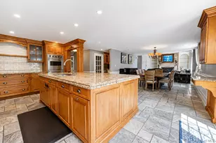 70 Nursery St, Locust Valley, NY 11560 - Photo 4