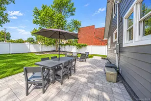 36 Mayflower Ave, Smithtown, NY 11787 - Photo 24
