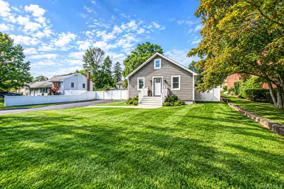 36 Mayflower Avenue, Smithtown, NY 11787 - Photo 2