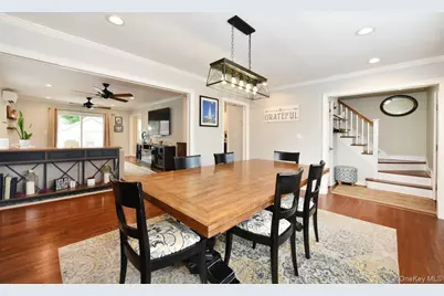 374 Andrews Road, Mineola, NY 11501 - Photo 6