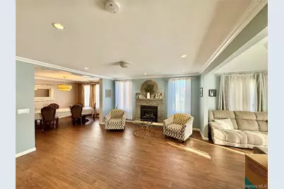 524 Beach 133rd Street, Rockaway Park, NY 11694 - Photo 2