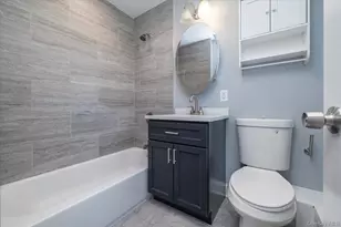 121 Raymond St, Rockville Centre, NY 11570 - Photo 12