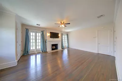 159 Magnolia Boulevard, Long Beach, NY 11561 - Photo 32