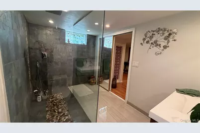 271 Terry Road, Smithtown, NY 11787 - Photo 22