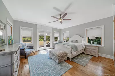 8 Jackson Avenue, East Quogue, NY 11942 - Photo 26