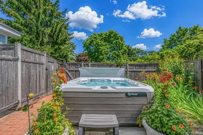 8 Jackson Avenue, East Quogue, NY 11942 - Photo 42