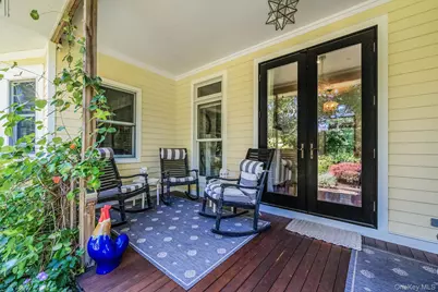 8 Jackson Avenue, East Quogue, NY 11942 - Photo 44