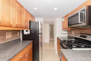 2035 Central Park Ave, Yonkers, NY 10710 - Photo 2