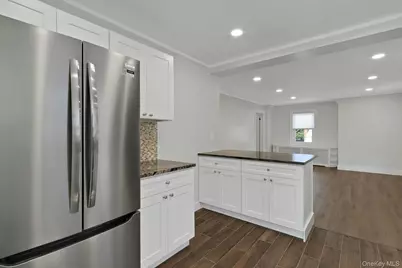 64 Lyons Road #2 / 2ND FLOOR, Scarsdale, NY 10583 - Photo 14