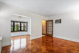 63-41 84th St, Middle Village, NY 11379 - Photo 4