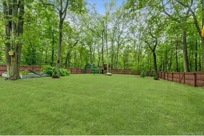 2 British Colony Road, Northport, NY 11768 - Photo 42