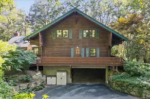 2 British Colony Rd, Northport, NY 11768 - Photo 4