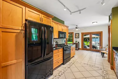 281 Piermont Avenue, Nyack, NY 10960 - Photo 18