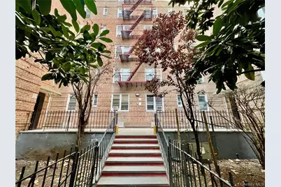 134-33 Blossom Ave #3B, Flushing, NY 11355 - Photo 1