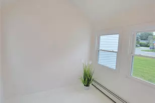 392 3rd Ave, Bayport, NY 11705 - Photo 14
