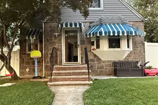 71 Ribbon St, Franklin Square, NY 11010 - Photo 2