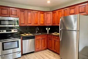 393 Great East Neck Rd, West Babylon, NY 11704 - Photo 2