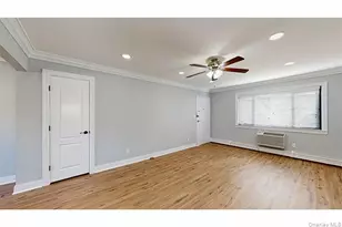 20 Perry Blvd, Lindenhurst, NY 11757 - Photo 6