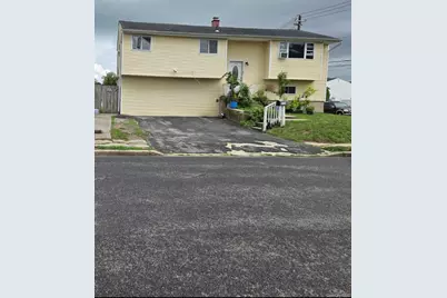 124 10th Avenue, Brentwood, NY 11717 - Photo 1