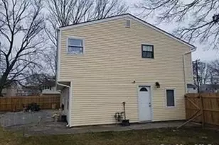 124 10th Ave, Brentwood, NY 11717 - Photo 2