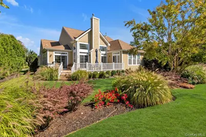 5 Wolfsbane Court, Aquebogue, NY 11931 - Photo 20
