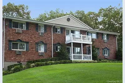 457 Lincoln Boulevard #4-1F, Hauppauge, NY 11788 - Photo 1