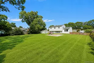 39 Superior St, Port Jefferson Station, NY 11776 - Photo 6