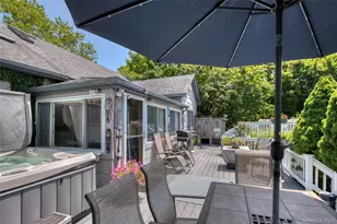1227 Roanoke Ave, Riverhead, NY 11901 - Photo 4