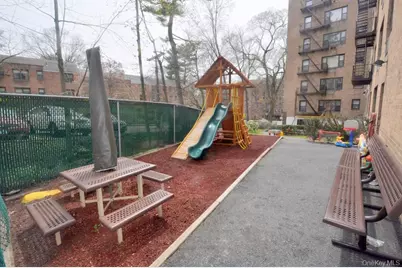 111 E Hartsdale Avenue #3D, Hartsdale, NY 10530 - Photo 40