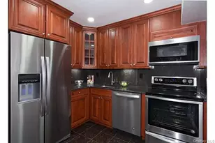 100 Villa D'Est Dr, Coram, NY 11727 - Photo 2