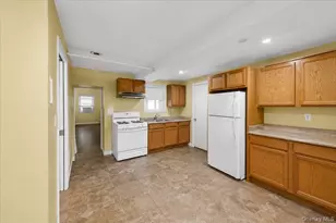 2544 Lurting Ave, Bronx, NY 10469 - Photo 32
