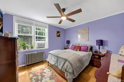 2544 Lurting Avenue, Bronx, NY 10469 - Photo 22