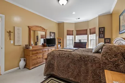 421 Autumn Drive, East Meadow, NY 11554 - Photo 14