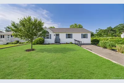 45 Willow Street, Aquebogue, NY 11901 - Photo 34