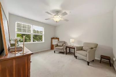 100 Woodcrest Lane #124, Mount Kisco, NY 10549 - Photo 14