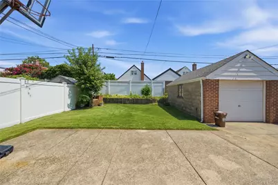 12043 232nd Street, Cambria Heights, NY 11411 - Photo 10