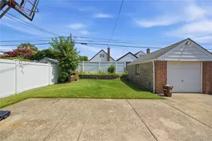 120-43 232nd St, Cambria Heights, NY 11411 - Photo 10