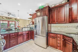 4 Teamster Ln, Levittown, NY 11756 - Photo 24