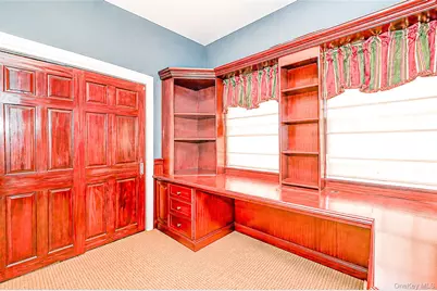4 Teamster Lane, Levittown, NY 11756 - Photo 20