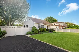 82 Herman Ave, North Babylon, NY 11703 - Photo 2