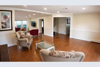 108 Burr Road, East Northport, NY 11731 - Photo 8
