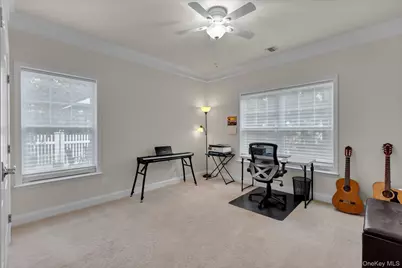 158 Stoneleigh Drive, Riverhead, NY 11901 - Photo 12