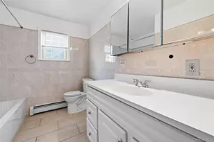 380 Sheridan St, Westbury, NY 11590 - Photo 14