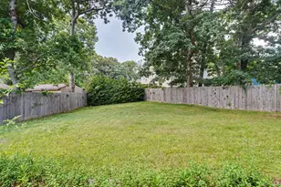 32 Lake Pl, Wyandanch, NY 11798 - Photo 2