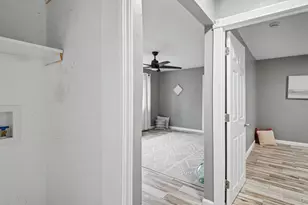 32 Lake Pl, Wyandanch, NY 11798 - Photo 18