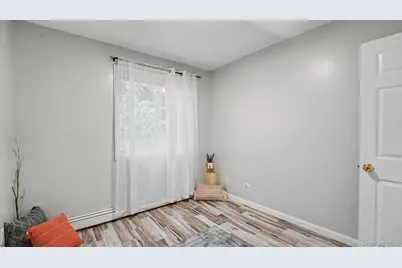 32 Lake Place, Wyandanch, NY 11798 - Photo 12